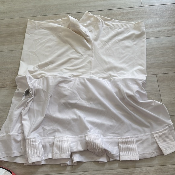 FILA white tennis/ pickelball skort size XL - Picture 5 of 7